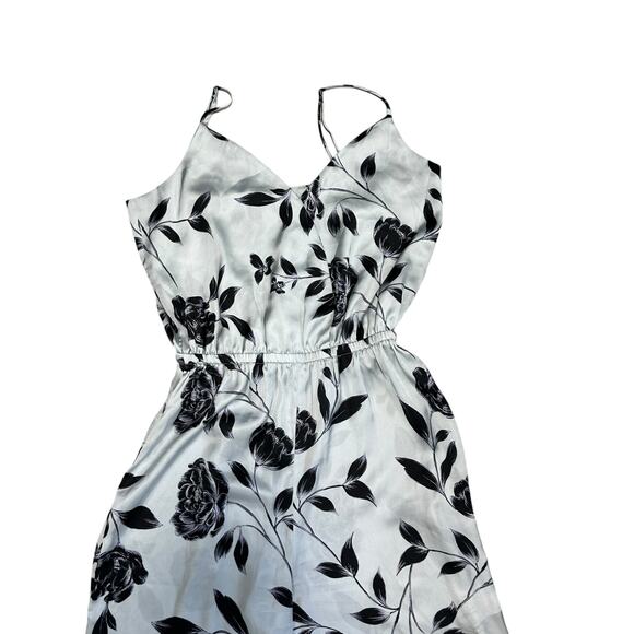Show Me Your Mumu The Jagger Jumpsuit Silky Silver Floral Medium - Picture 4 of 5
